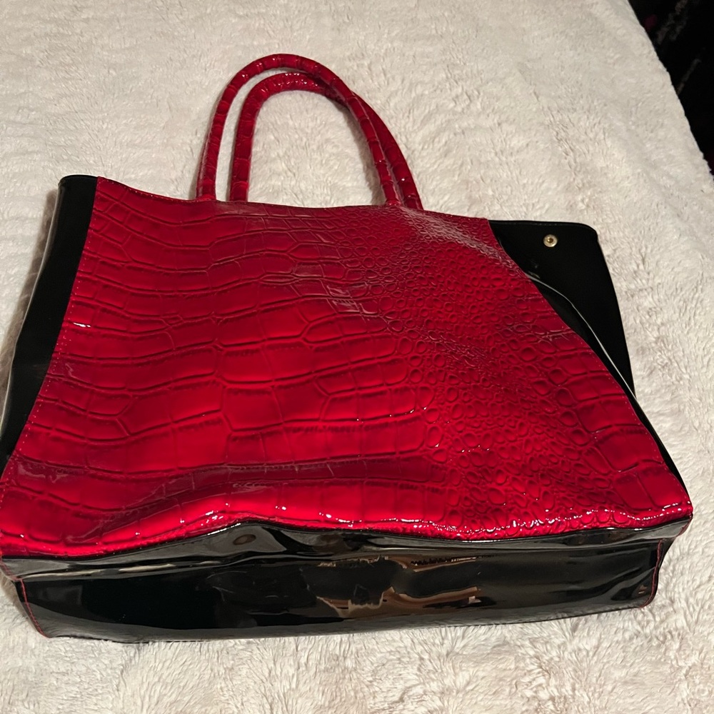 Black/Red Tote